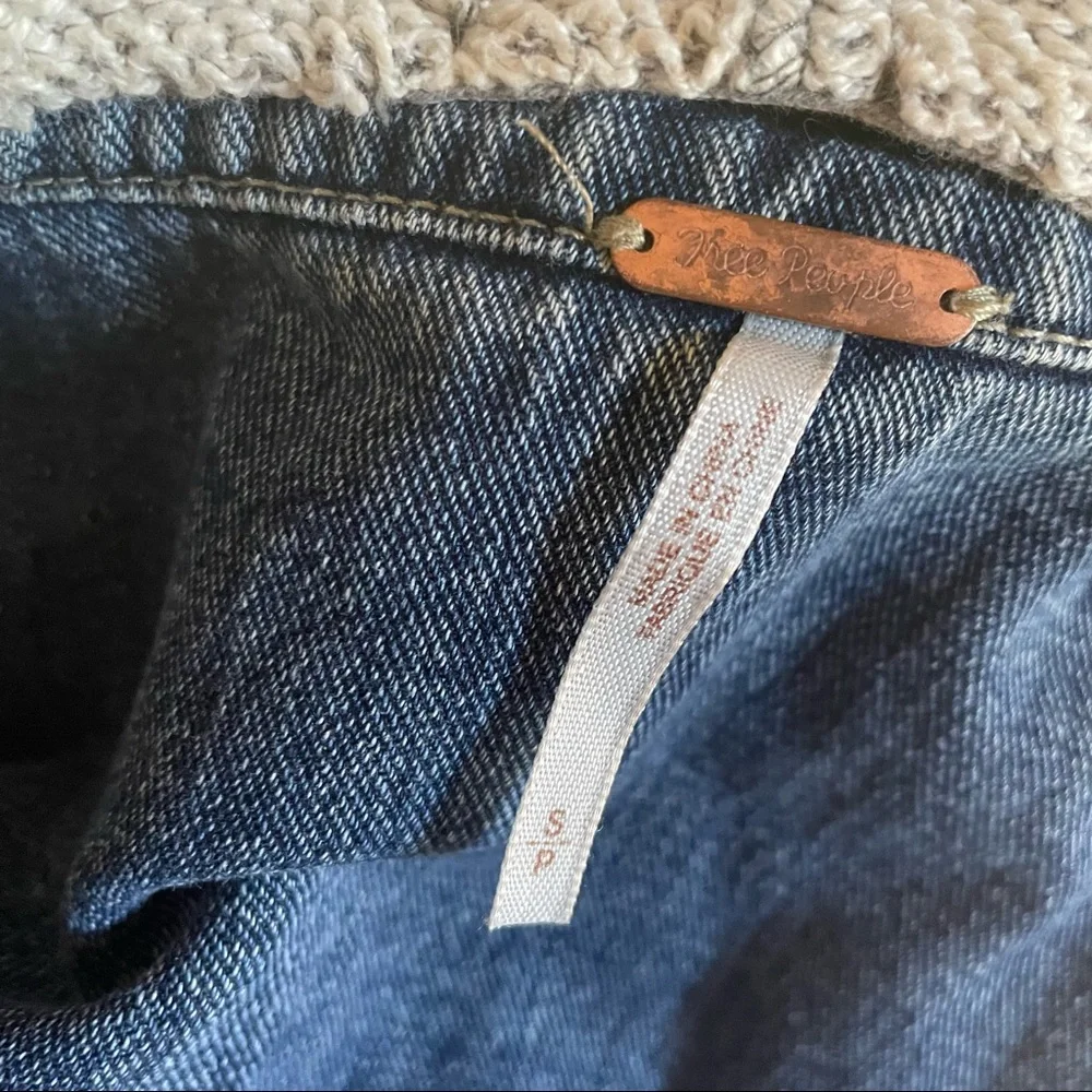 FREE PEOPLE heathered grey hooded sweatshirt distressed denim jean jacket Small